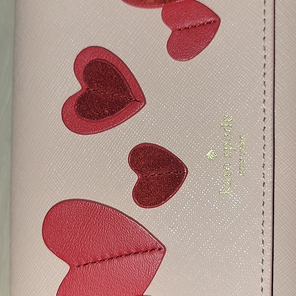 EUC Kate Spade Leather Heart Applique Wallet-on-Chain - Picture 2 of 4